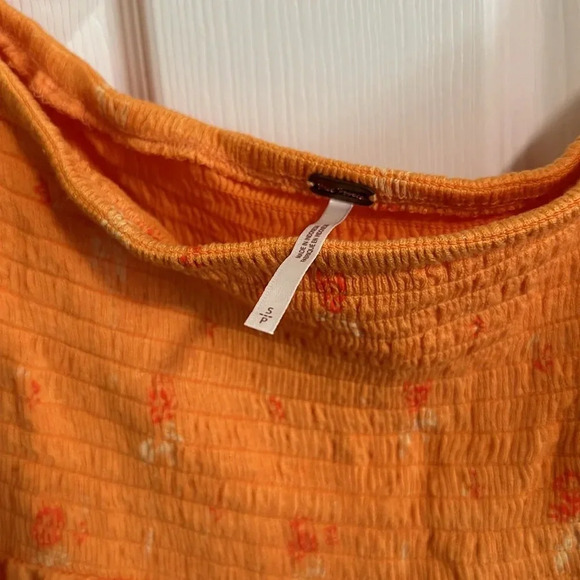 Free People Lana Off Shoulder Smocked Tunic NWOT Golden Poppies - Picture 5 of 9